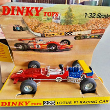 DINKY TOYS 225 - LOTUS F1