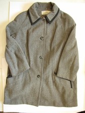 Mackintosh Wool Cape Coat Gray