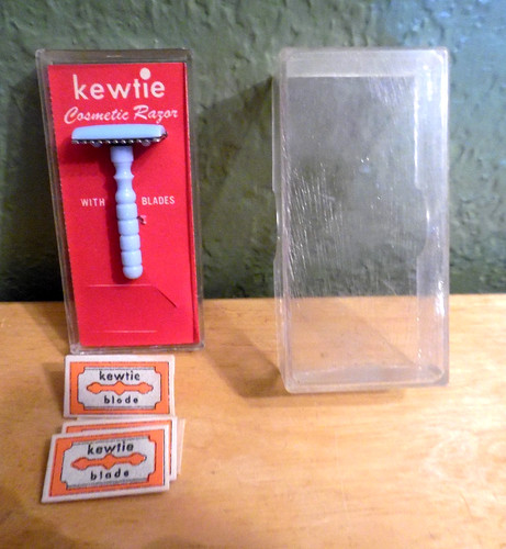 Rasoio cosmetico kewtie - rasoio,