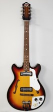 Chitarra elettrica semivuota