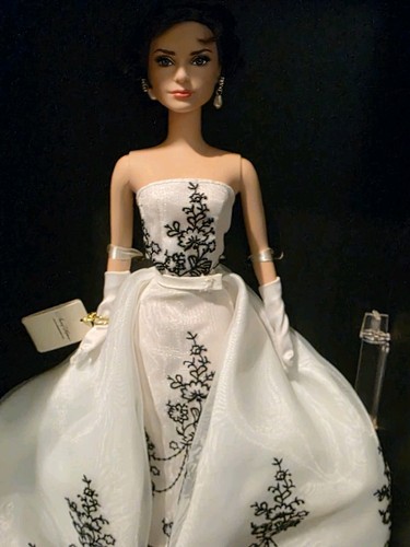 Audrey hepburn come - come, sabrina