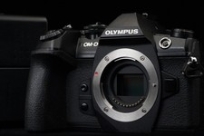 Olympus OM-D E-M1 Mark II