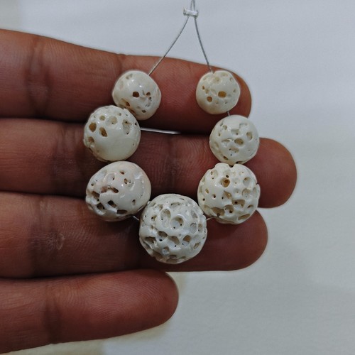 Perline rotonde corallo bianco