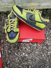 Nike Dunk Low Halloween Skull