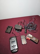 Caricabatteria universale agli