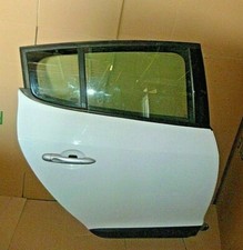 SPORTELLO PORTA POSTERIORE DESTRA RENAULT MEGANE III BERLINA  ANNO 2009 A 2013