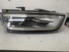 Audi Q3 8U Faro fanale DESTRO