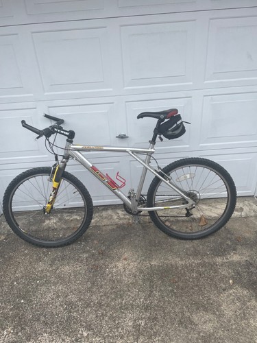 Mountain bike size - gt,