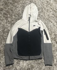 NIKE TECH FELPA CON CAPPUCCIO