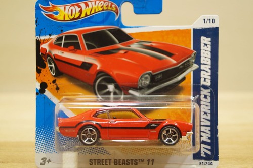 Hot weels street beast - hot, 11'71