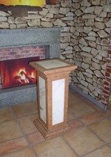 Colonna quadrata in marmo