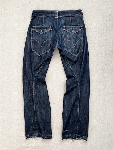 Levi engineered anatomic - engineered,