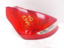 8A6113405A FANALE POSTERIORE