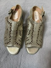 Sandali Nurture Shimmer pelle