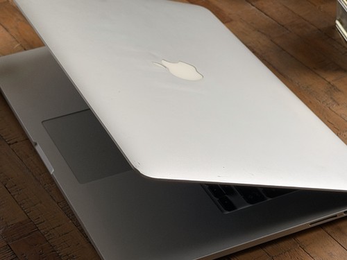 Macbook pro retina - 15", (metà