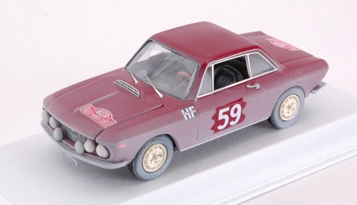 Modellino auto rally scala