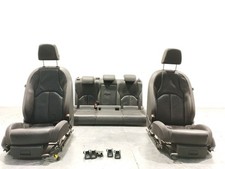 SET COMPLETO DI SEDILI /