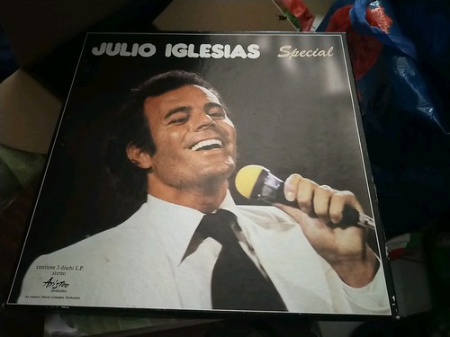 Julio iglesias special - julio,
