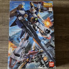 Bandai MG 1/100 Wing Gundam