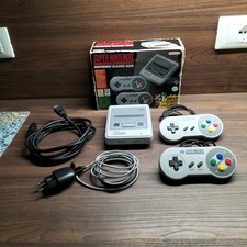 SUPER NINTENDO CLASSIC MINI SNES CON SCATOLA 21 GIOCHI + 2 CONTROLLER + CAVI