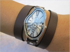 Fluid Wavy Softwatch Salvador