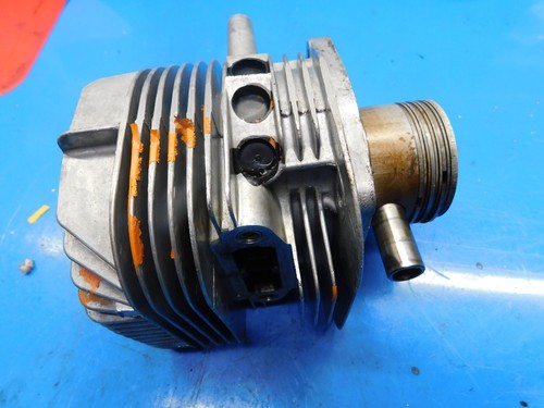 Piston cylinder for - piston,