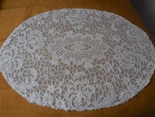 Coperta tulle fiorentino anni 50 da collezione rarità ovale 37 cm x 27 cm