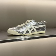 1183B566-021 Onitsuka Tiger