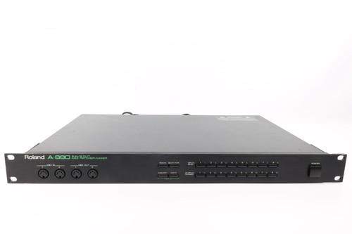 Roland 880 8 out - 8,