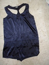 Attuale alla moda - attuale,