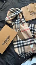 Sciarpa Burberry The Classic in cashmere