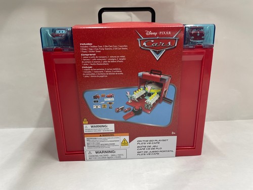 Cars play set pit - set, stop