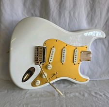 Fender squier stratocaster - squier,