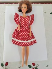 Barbie Mattel vintage anni ’80-’90 – Capelli castani, occhi verdi – Corpo ©1966