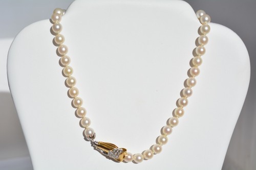 Collana perle con chiusura - di,