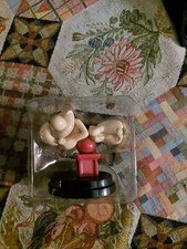 WALT DISNEY PARADE COLLECTION