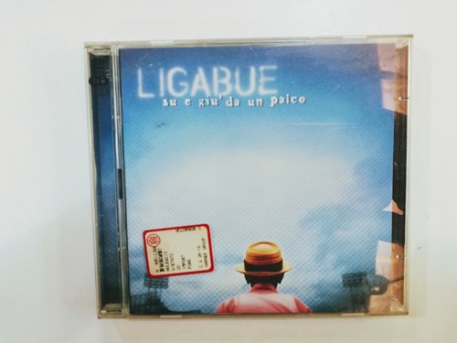 Ligabue giù un palco - giù,