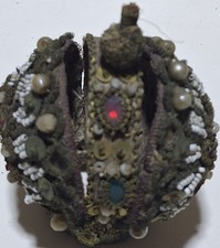 Corona Antica In Tessuto Per