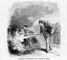 Stampa antica ESTINTORE ANTINCENDIO dimostrazione ARENA di MILANO 1876 Old print