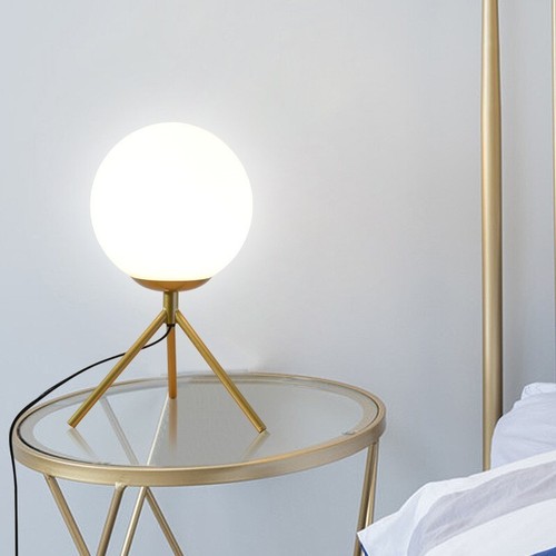 Lampada tavolo attaccog9 - lampada,