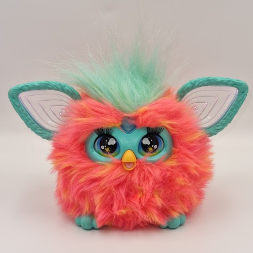 Furby coral 2023 - coral, hasbro