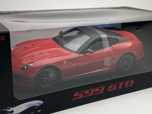 Hot wheels elite ferrari - 1/18,