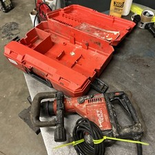 HILTI TE505 CORDED HAMMER