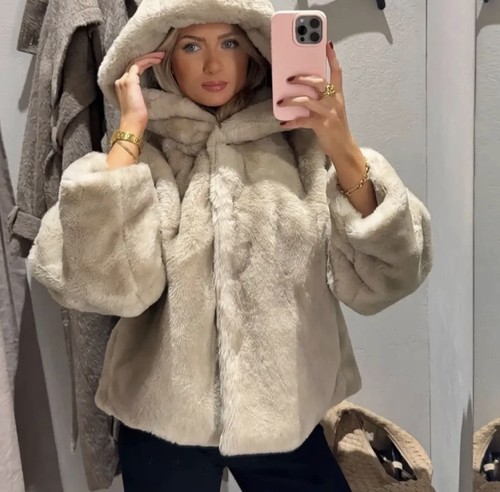 Zara cappotto corto pelliccia