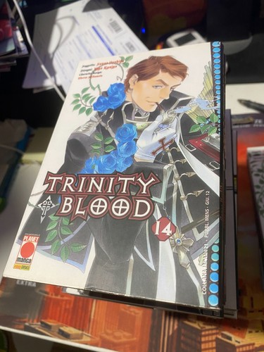 Manga trinity blood 14 - manga,