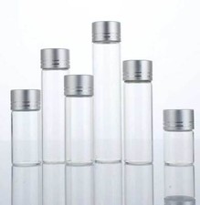 Bottiglie in vetro trasparente