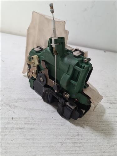 Serratura porta anteriore