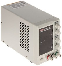 Alimentatore da laboratorio