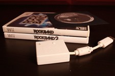 Lotto Rock Band, Rockband 2, Guitar Hero 3 e Dongle (Nintendo Wii)