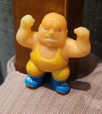 SOMA Figures WWF MASTER WRESTLER MINI PVC 1986 Ceppiratti Versione In Giallo